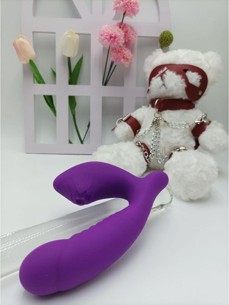 Shen Gong Bao Female Vibrator: Silicone Massage Stick for Couple's Orgasm and Stimulation.