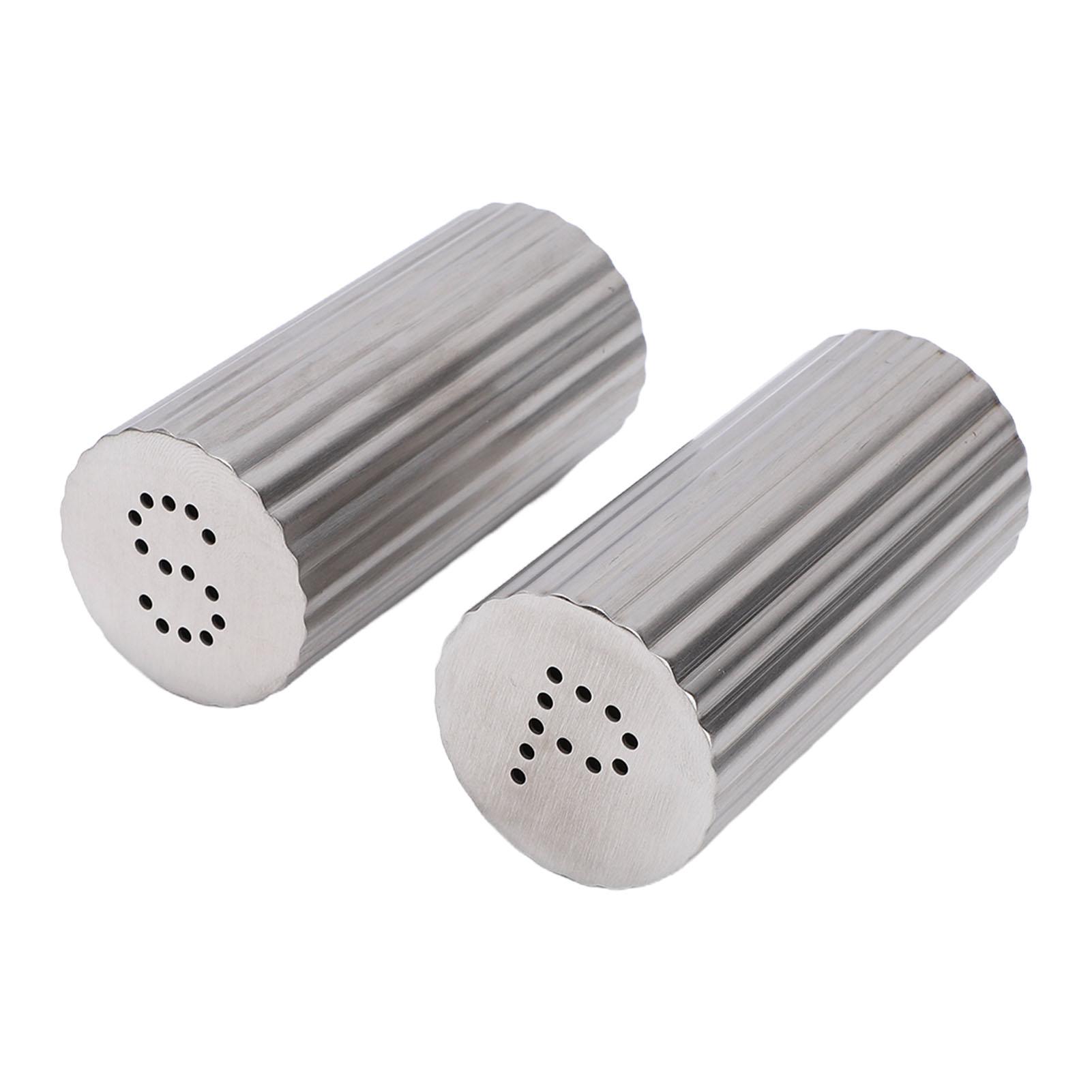 

2pcs Salt Shaker Dispenser Stainless Steel Seasoning Bottles Powder Sugar Shaker Easy to Clean for Kitchen Cooking