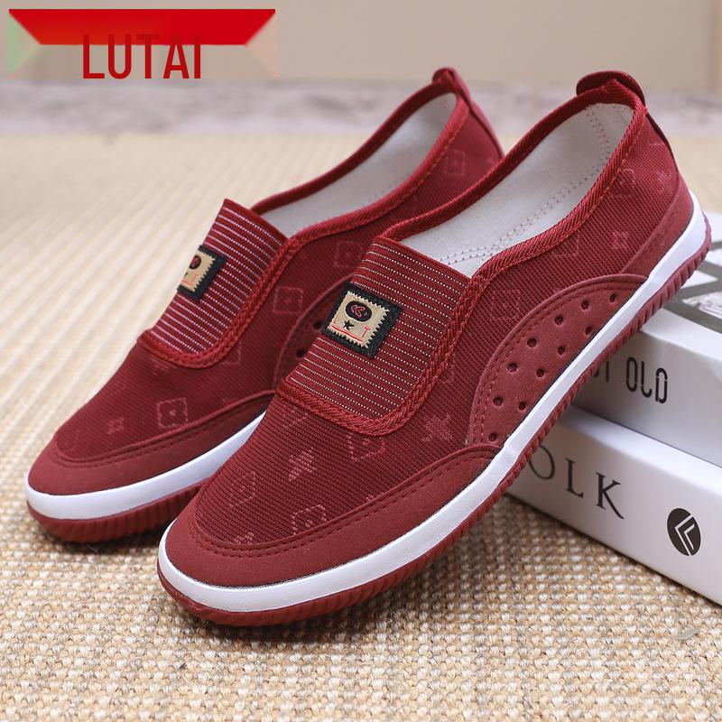 Lutai Women's Casual Slip-Ons: Soft Sole Work & Mother's Shoes, Flat No-Fatigue Design.