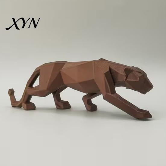 Minimalist Polygonal Animal Figure 3D Printed Cheetah Figurine, Compact Geometric Faceted Sculpture, Durable Matte Leopard Statue for Home Office