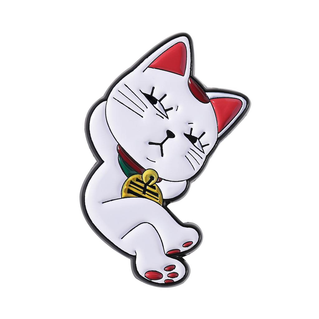 Japanese Lucky Cats Charm Metal Pin Elegant Cartoon Design Brooch For Clothing Bags Fashionable Accessory