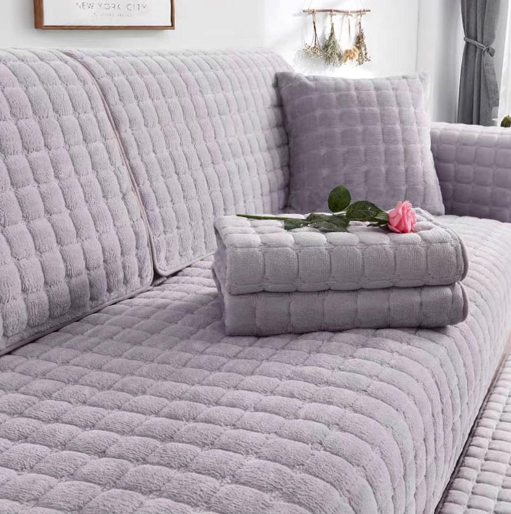 Thickened Plush Sofa Cushion Non-Slip Seat Cushion Autumn And Winter Flannel Warm Sofa Cover Towel  Labeling