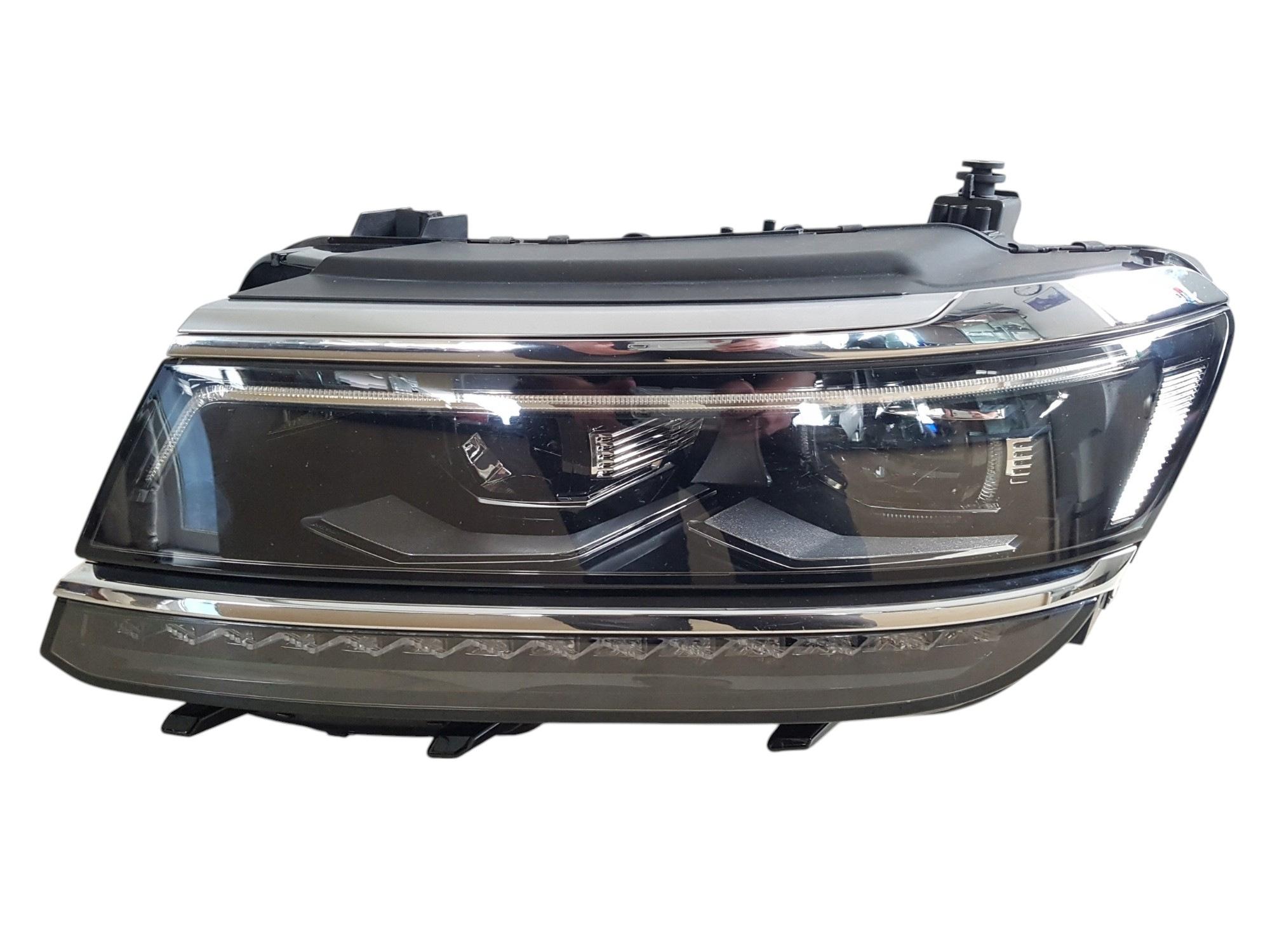 

Передні фари FullLed (2 шт) для Volkswagen Tiguan 2016-2023 рр.