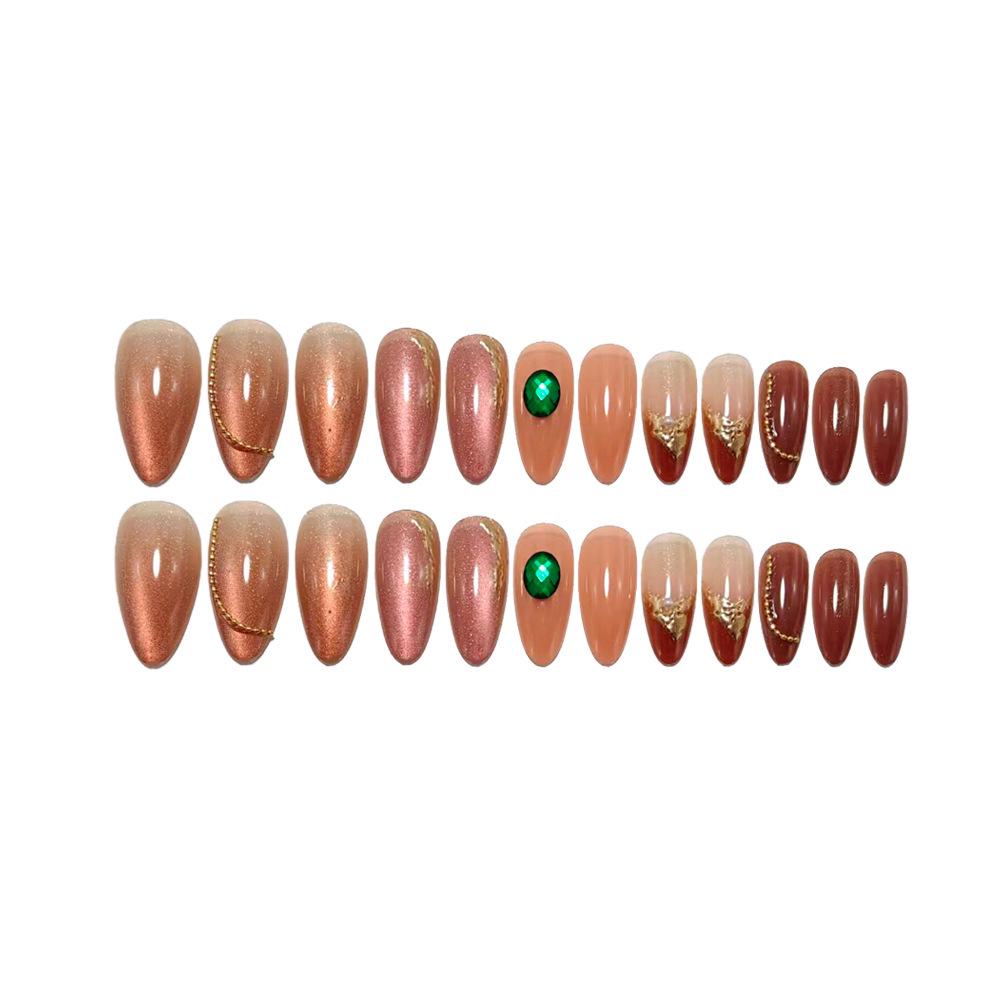 Gilded Cat Eye Nude Gradient Press-on Nails with Gold Chain & Emerald Diamond Accents – 24 pcs Manicure Set