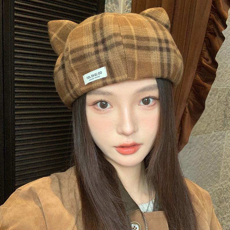 Hat Women's New Style Retro Plaid Cute Cat Ears Beret Japanese Style Autumn and Winter Face Showing Little Painter Hat Trend