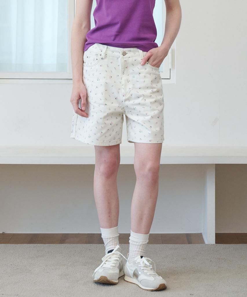OPENING SUNSHINE Vintage Flower Denim Shorts Ivory