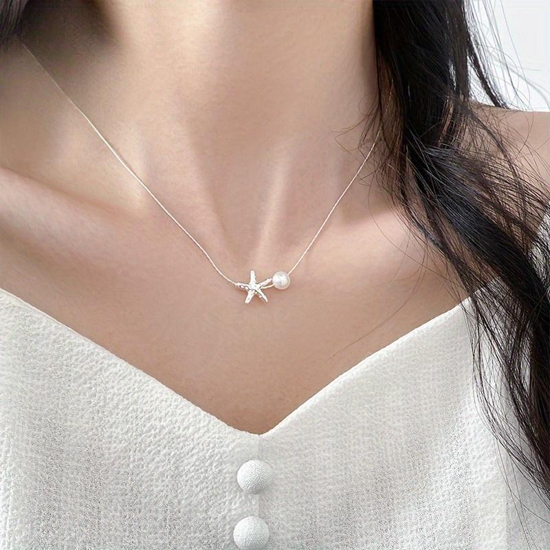 Ladies' Star Shaped Necklace Simple and Unique Collarbone Chain Versatile Design Suitable for All Seasons, Exquisite Star Pendant Temperament Necklace