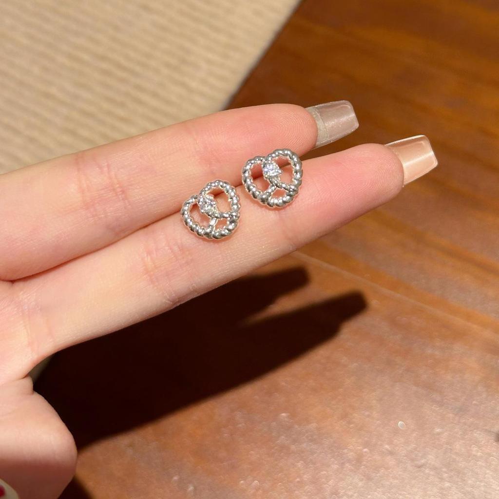 925 Sterling Silver Flash Zircon Knot Earrings: Cute, Casual, High-End Ear Buckles for Women