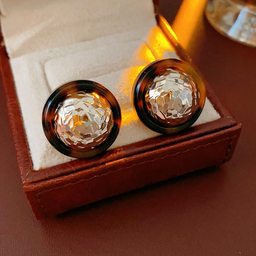 Silver Needle Diamond Round Stud Earrings Court Style Light Luxury Exquisite Earrings Design Sense Niche Earrings