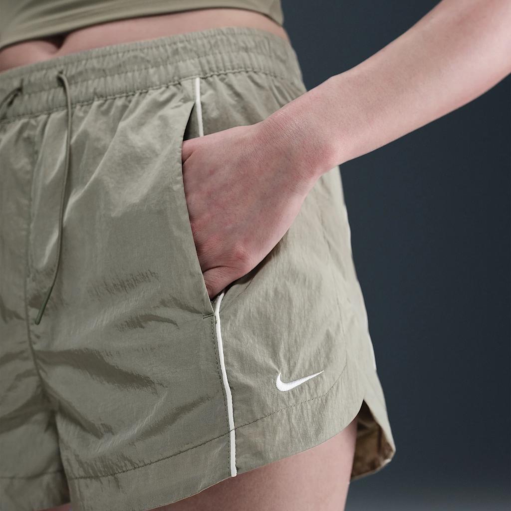 Nike Swoosh Sustainable Materials Windrunner Comfortable Soft Lightweight Loose Fit Sun Protection Casual Shorts Women Shorts FV7501320