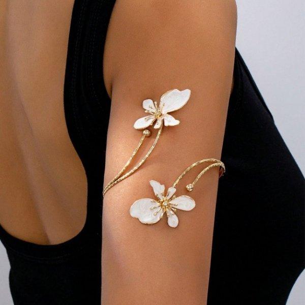 

Boho Elegant Enamel Flower Upper Arm Cuff Bracelet For Women Fashion Geometric Spiral Armlet Armband Girls Beach Party Jewelry