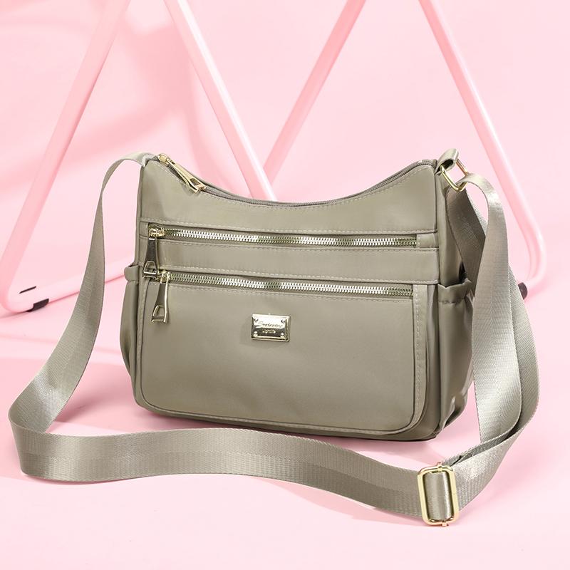Taška přes rameno Dámská velkokapacitní nylonová crossbody taška Mother Bag Vícevrstvá taška