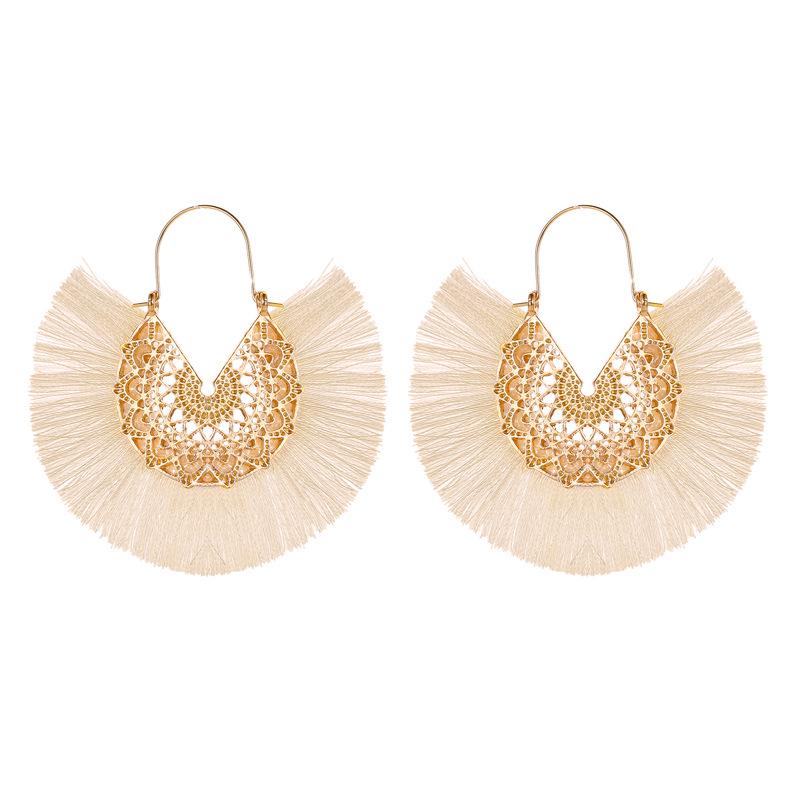 Europe and the United States hot-selling earrings, bohemian exaggerated fan-shaped fringed earrings, temperament empty carved stud earrings