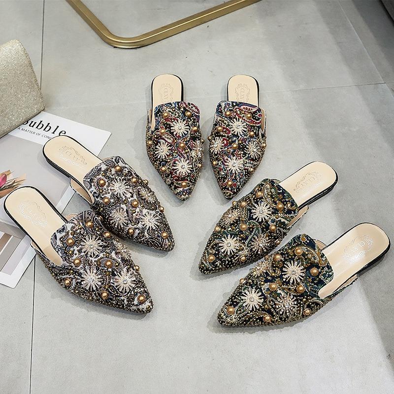 Spring and Summer New Sexy Printing Hot Diamond Rivets Pearl Pointed Head Bag Head Graffiti One-word Slippers