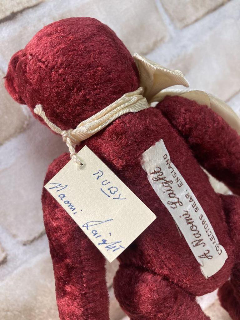 [USED] Teddy Bear Naomi Light Ruby RUBY ENGLAND Hard To Find Extremely Rare