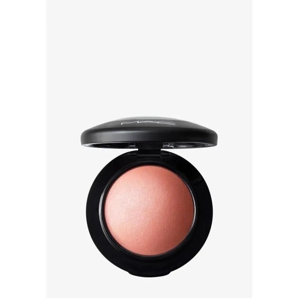 MAC Mineralize Blush - New Romance One Color