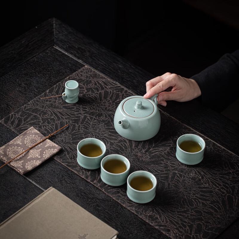

Chinese Ceramic Tea Set with Bamboo Design