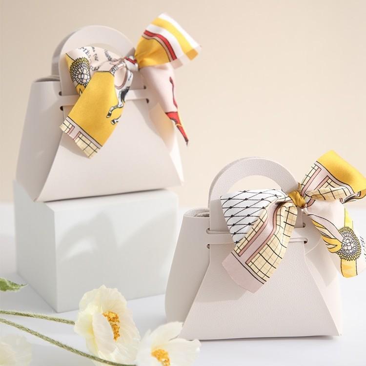 Small PU Leather Candy Gift Box with Handle 1010cm for Wedding Favors