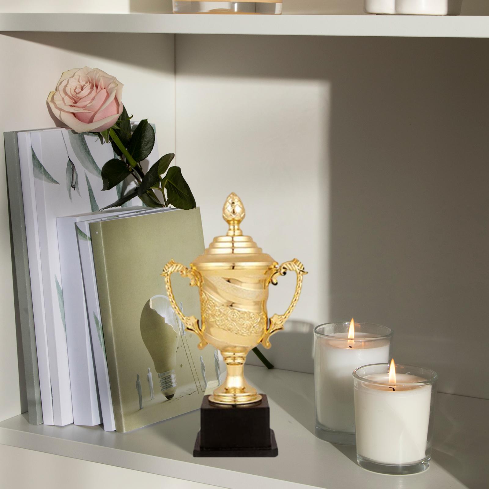 

Соревнования Наградной кубок с основанием Победные призы Выпускные вечеринки Праздничные вечеринки Футбольные соревнования Наградной кубок