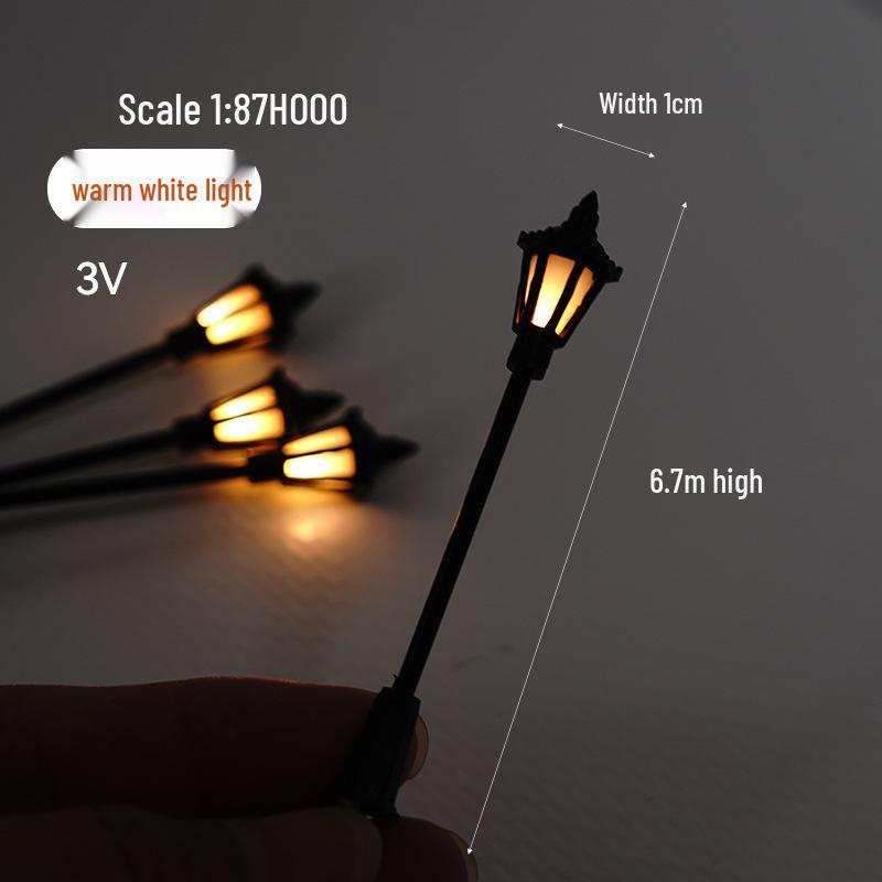 

Декоративна модель мініатюрної садової лампи в європейському стилі