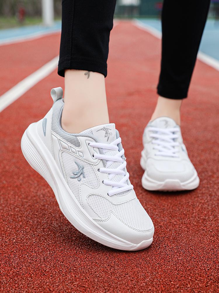 Spring Sports Shoes New Shoes Student Running Shoes Breathable Light Casual Shoes Large Size