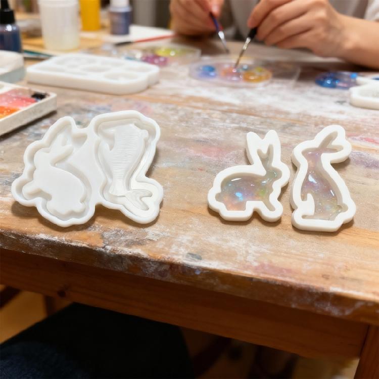 2 Cavities Easter Rabbit Silicone Candle Molds Easy Demold Heat Resistant Silicone Mould for Epoxy Resin Candle Soap