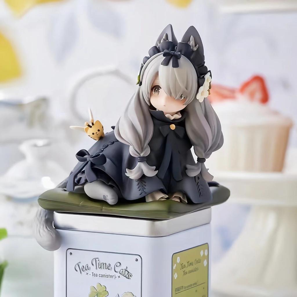 Cartoon-Katzenmädchen sitzt und isst Fisch Sojabohnenpulver Sitzhaltung kann Gesicht ändern Schönes Mädchen Figur Modell Spielzeug Geschenk