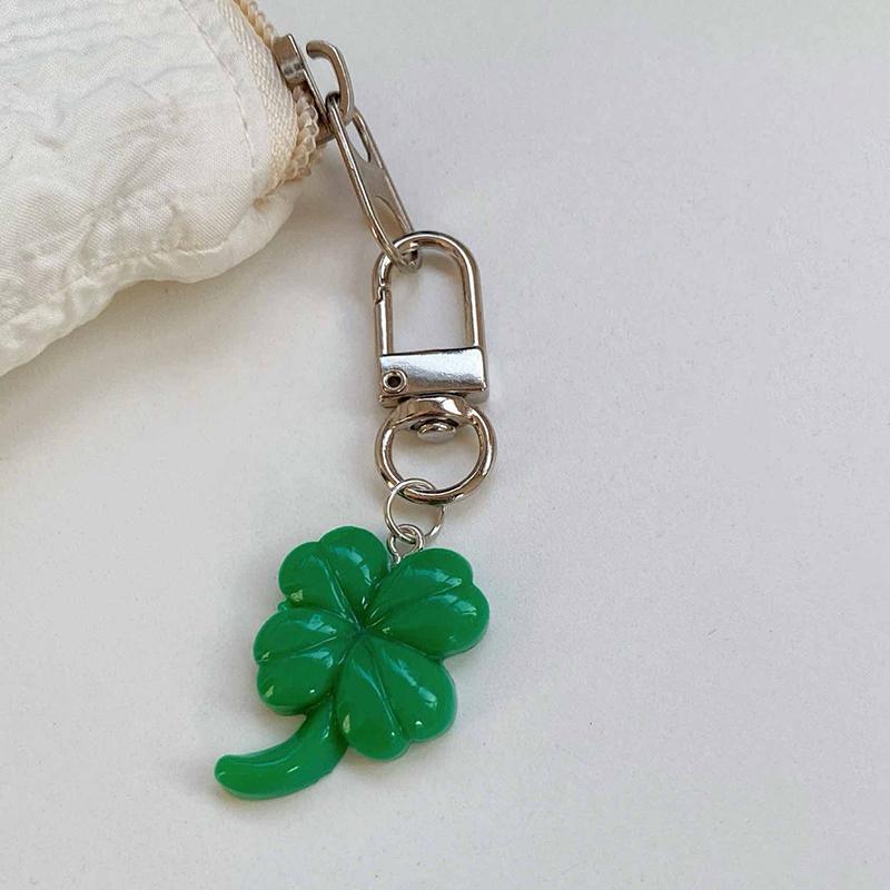 Enkel fyrklöver nyckelring Kreativ Utsökt fyrklöver Lucky Keychain Nyckelring Julklappstillbehör