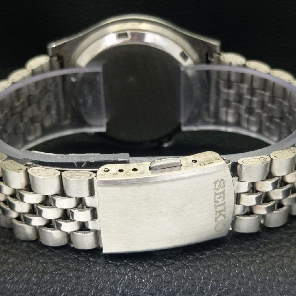 GENUINE VINTAGE SEIKO 5 AUTOMATIC 7009A JAPAN MENS BLACK DIAL WATCH A702608-1 R209-a702608