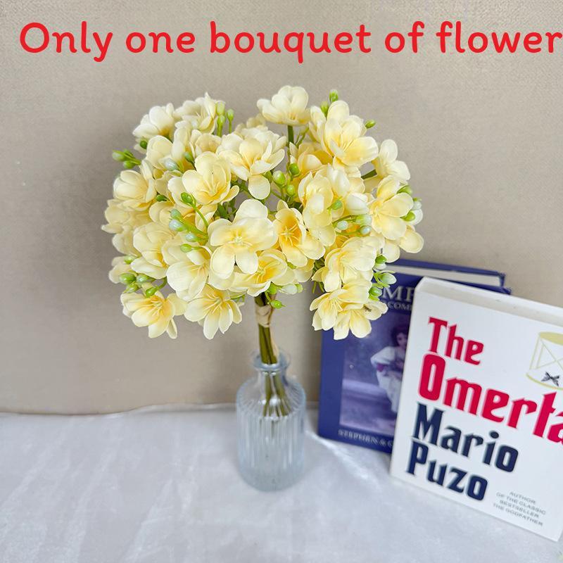 Artificial Jasminum Sambac Home Decor Wedding Centerpiece With Silk Material For Photography And Events