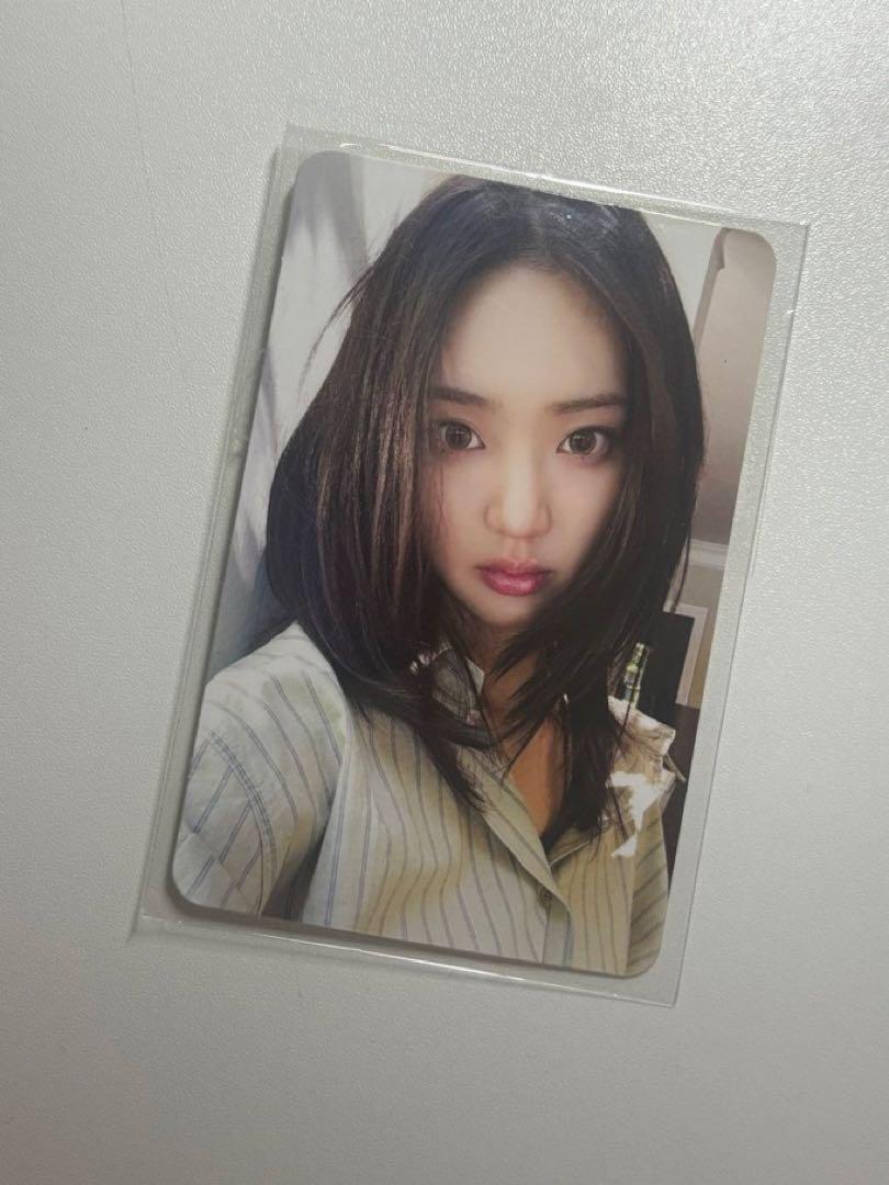 

[Б/У] kiiikiii Isol Dancing Alone Санок 2-я неделя коллекционная карточка