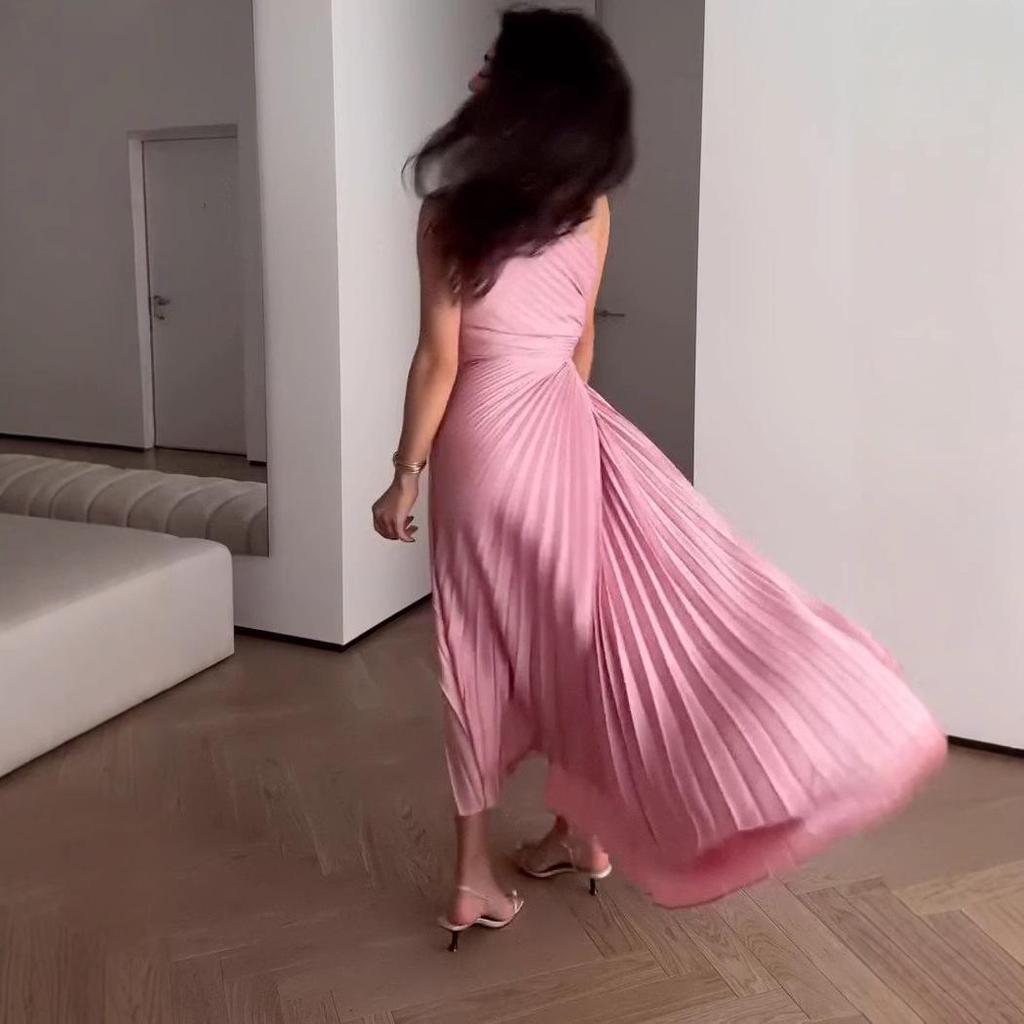 2025 Summer European-American Women's Off-Shoulder Pleated Solid Color Dress