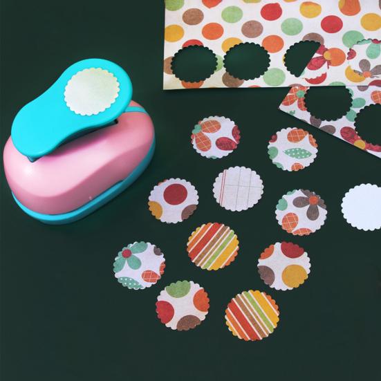 Briefmarkenstempelstanzer für Papierbasteln Rechteckiger Stempel Dekorative Formen Stanzhebelbetätigung Bastelpapierstanzer für Scrapbooking Kartenherstellung DIY Geschenk