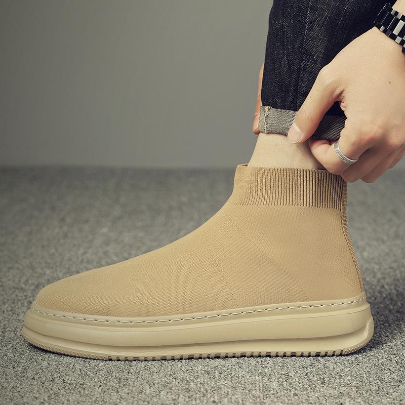 Socken und Schuhe Herren Frühling und Sommer 2025 neue atmungsaktive Canvas-Schuhe Herren Koreanische Version lässige Stoffschuhe ein Pedal Lazy Board Schuhe Herren