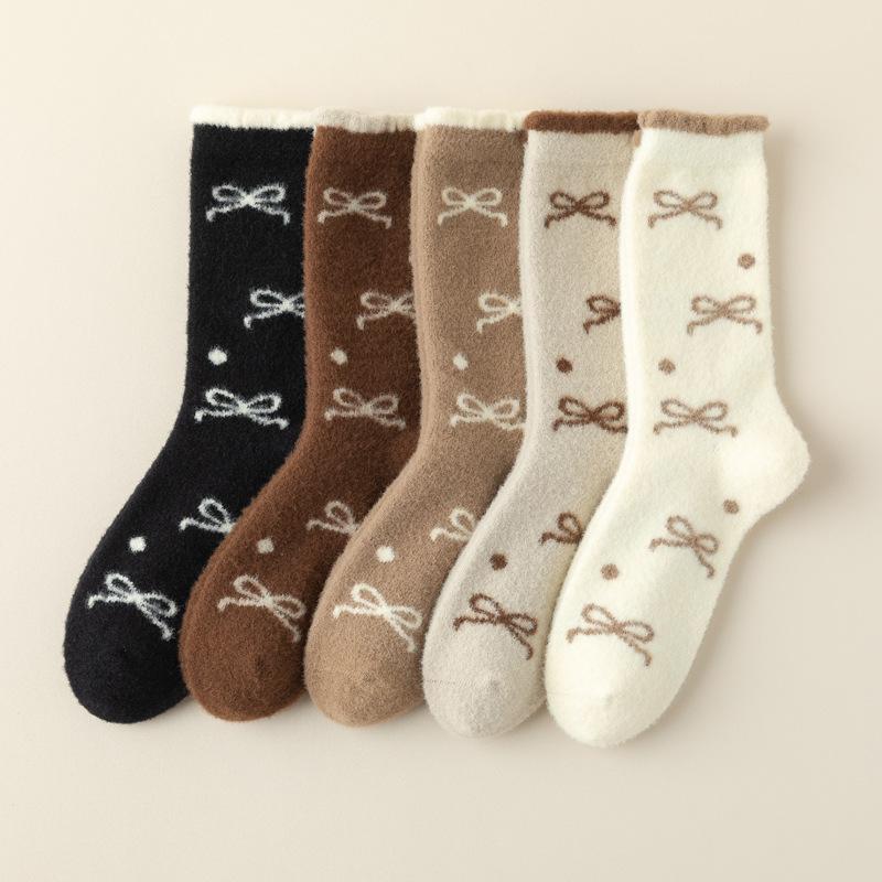 5/10 Pairs Casual Winter Australian Wool Socks for Women Thickened Warm Bow Tie Floor Socks Medium Length Socks In Coffee Color Plush Socks