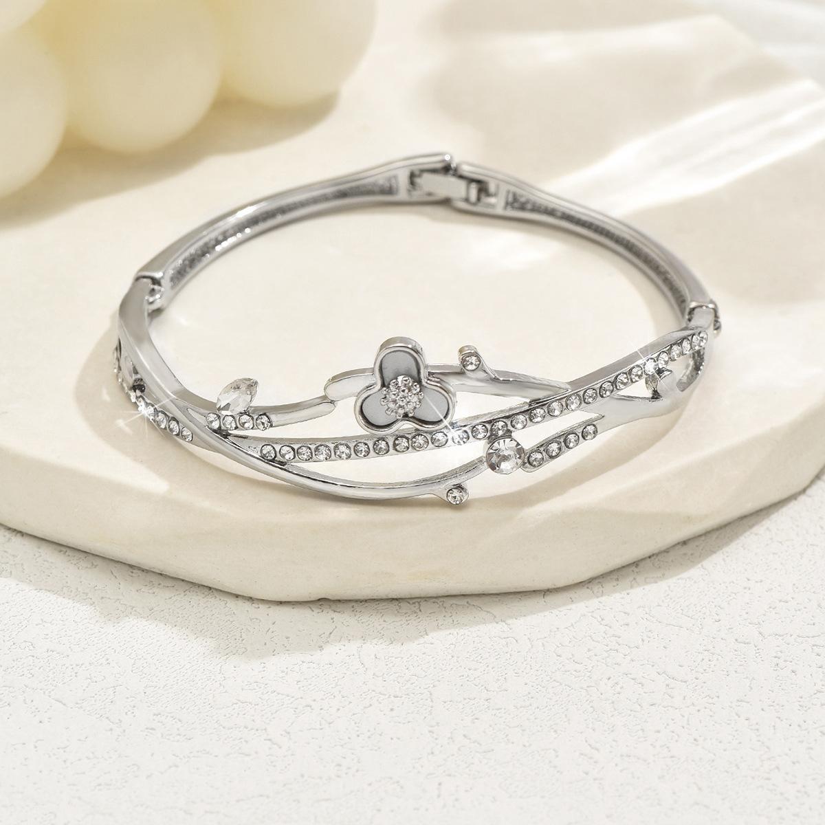 Rose Gold Bracelet Women S Jewelry Simple Flower Bracelet