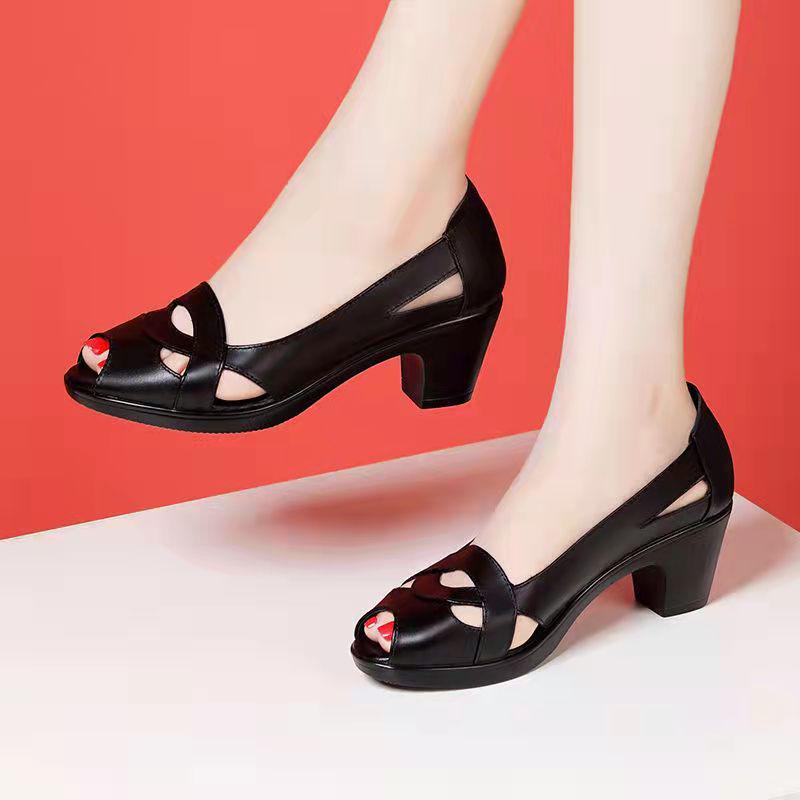 Four Seasons Comfortable Korean Style Women's Chunky Heel Peep Toe Velcro Sandals