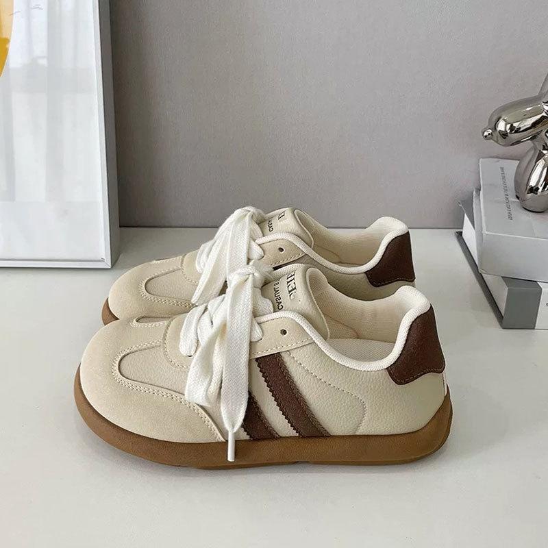 Versatile Chic Niche Korean Version of Student Sports Little White Shoes Women's 2025 Spring New Ugly Cute Round Head German Training Board Shoes