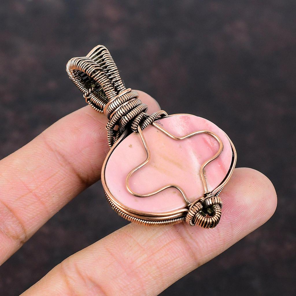 Anhänger aus rosa Opal, Drahtwicklung aus Kupfer, Anhänger aus Regenbogenmondstein, Original Edelsteinschmuck, Handgefertigter Kupferschmuck, Hochzeitsgeschenk