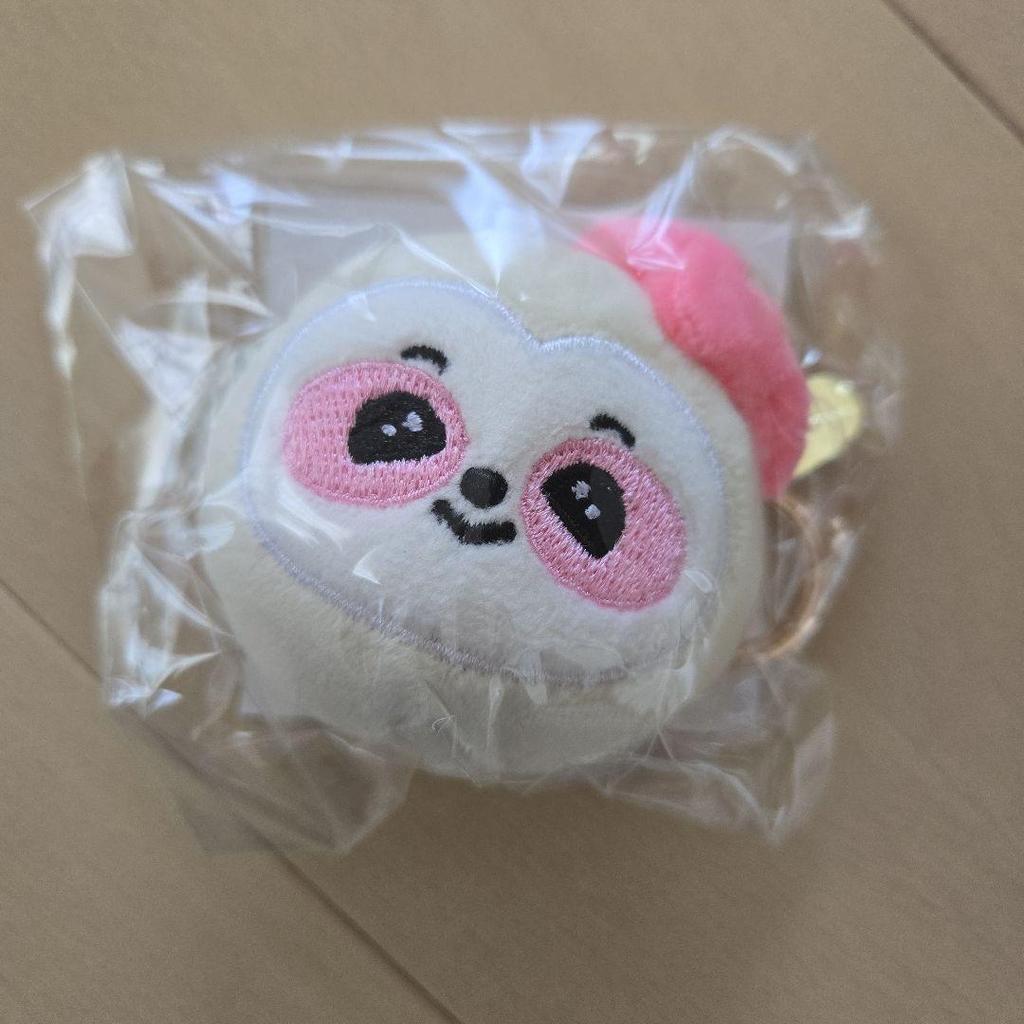[USED] NiziU Ano Ayaka mascot keychain