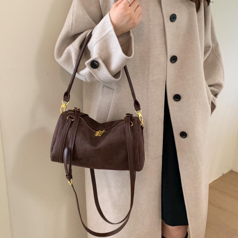 Retro Frosted Boston Women's Large Capacity Tote: Autumn/Winter Shoulder & Crossbody Bowling Bag