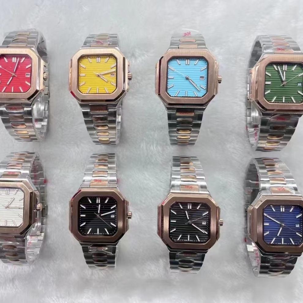 Patek Philippe Nautilus 5821 Men's Gold Automatic Mechanical Watch with Large Dial and Calendar.