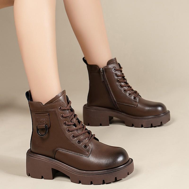 

2024 autumn and winter new Chinese casual fashion women s shoes Martin boots zipper European and American fashion mother boots 35