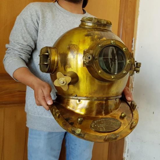 45.72 Cm Boston Diving Helmet Divers Helmet Deep Sea US Navy Mark V Scuba Diving Helmet