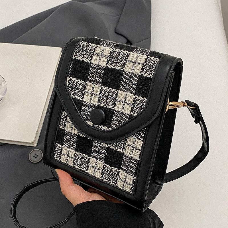 

Модные сумки для женщин Осенью и Зимой Новая Мода Универсальная Сумка-кроссбоди для мобильного телефона для женщин Инс На плечо Маленькая квадратная сумка