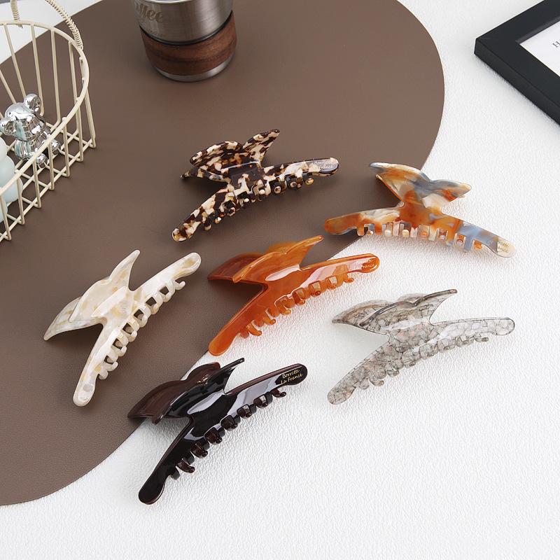 Elegant Temperament Butterfly Hair Clip - High-End Acetate, Women's 2024 Collection, Simple Shark Style.