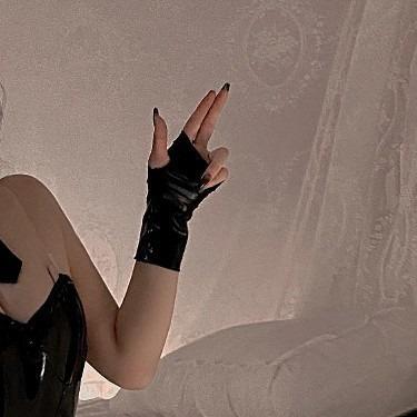 Erotic Patent Leather Leaky Finger Short Gloves Halloween Gloves Cosplay Costume Punk Style Performance Gloves