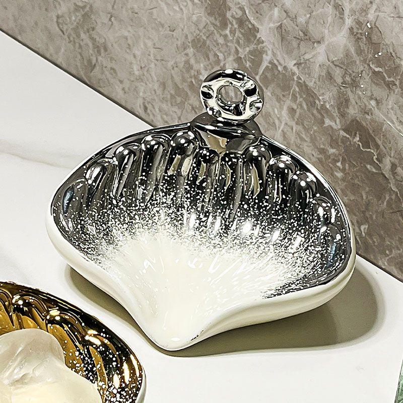 Draining Shell Soap Box Household Bathroom Soap Box Non-perforated Bathroom Shelf Ceramic
