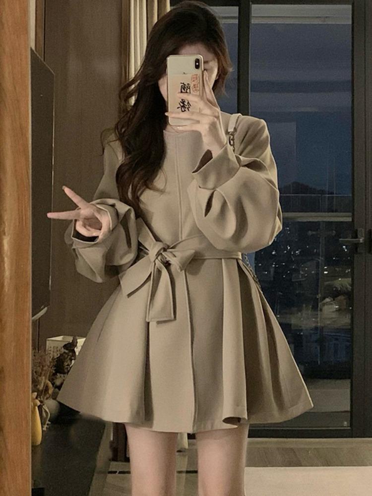 2025 Autumn Retro French Loose Trench Coat – Women's Versatile Mid-Length Slimming Design