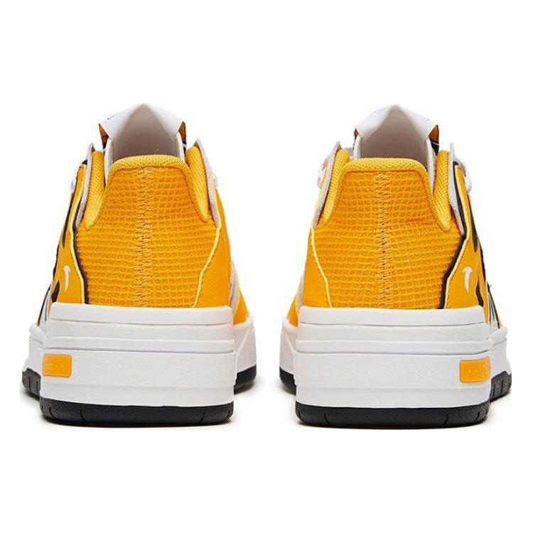 Anta Flame 4.0 Slip Resistant Durable Low Top Skate Shoes Men Skate Shoes Yellow 112328090-3